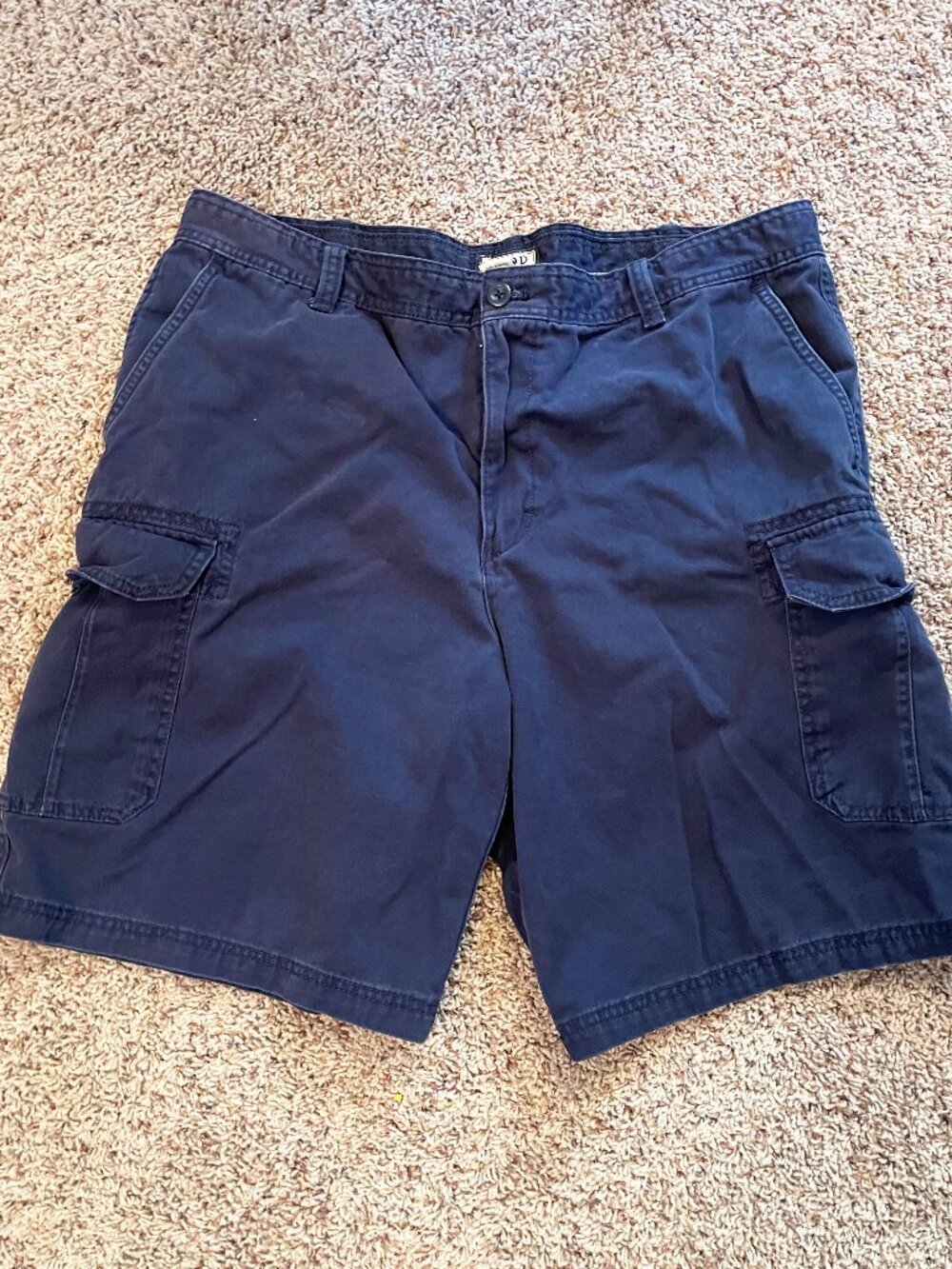 IZOD Men's Navy Cargo Shorts Size 38 100% Cotton Classic Utility Casual